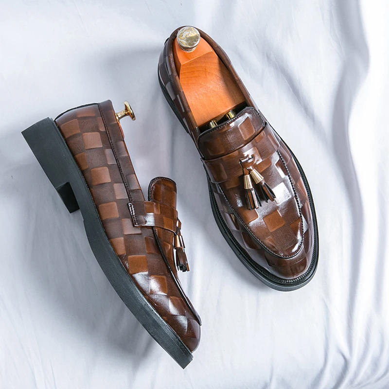 Leather Shoes Fashion Designer Formal Slip On Men Dress Shoes Classic Leather Oxfords For Party Business Shoes Men's Wedding Flat Loafers