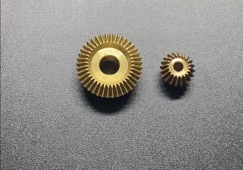 thumbnail image 2 of 1:2 Brass Bevel Gear Set - 1M Module 20T-40T 90-Degree Right Angle Gears For DIY Projects 2 of 10