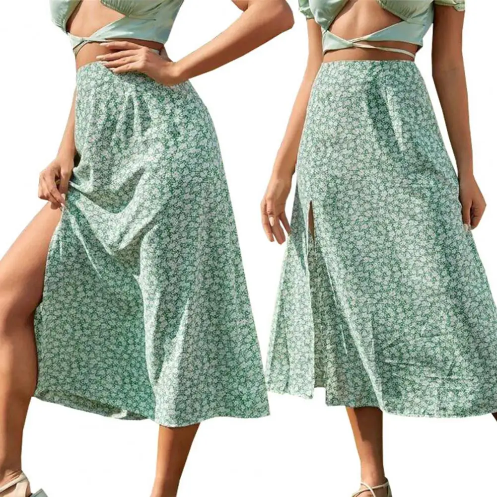 Рисунок 3 - Женская длинная юбка с высоким разрезом