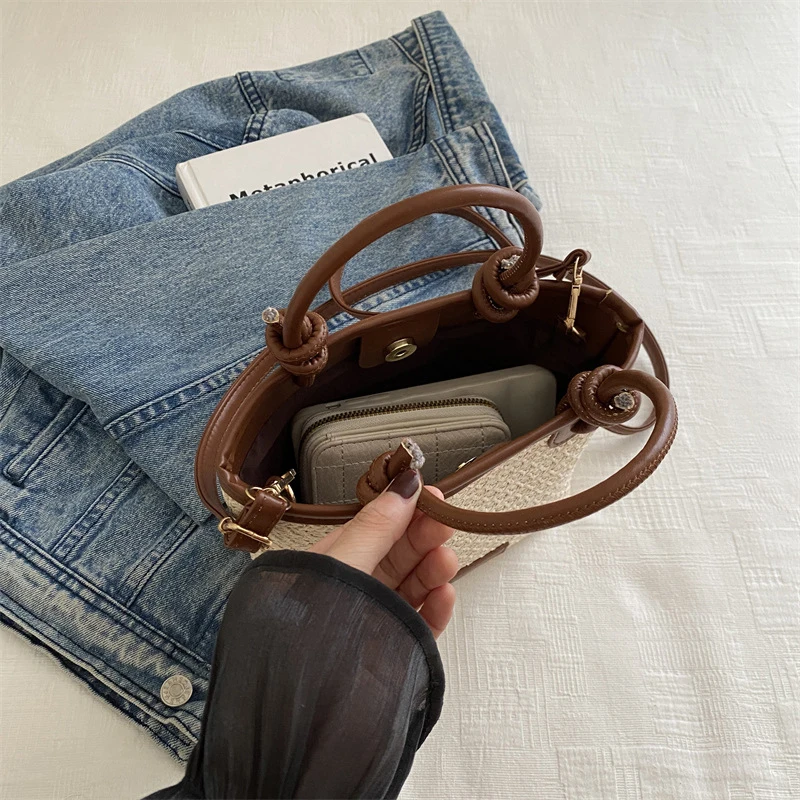 New Straw Woven Crossbody Bags For Women Summer Rattan Vacation Bucket Shoulder Bags Summer Seaside Beach Handbags