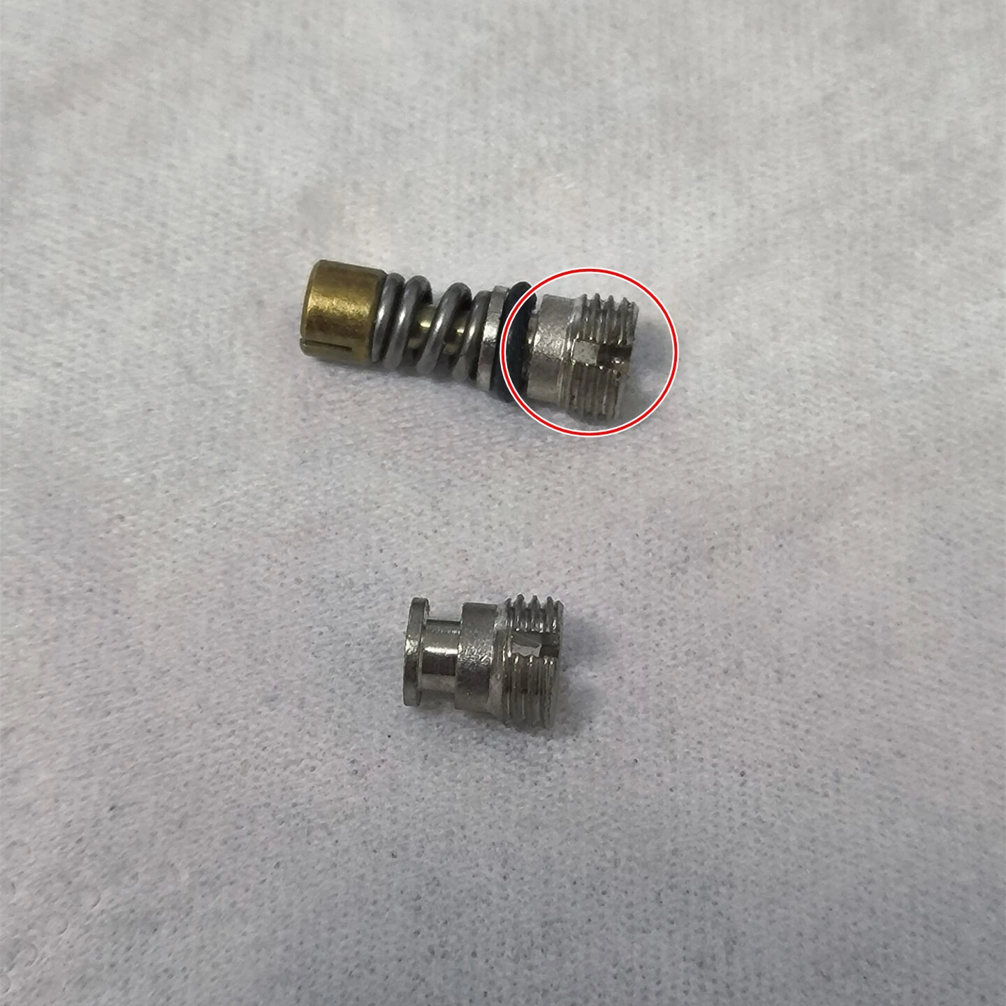 Vite Inferiore Della Valvola Di Regolazione Del Gas In Metallo Adatta Per Dunhill 1/2/3/4/5 Generazione Accendino Riparazione Universale Ricambio Fai 