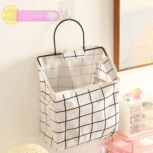 Kaufen Sie China Großhandels-Wanda Uf Hängende Aufbewahrung Tasche Mit  Klebe Haken Für Taschen Badezimmer Schlafsaal Organizer Tasche und Hängende  Aufbewahrung Tasche Großhandelsanbietern zu einem Preis von 2.2 USD