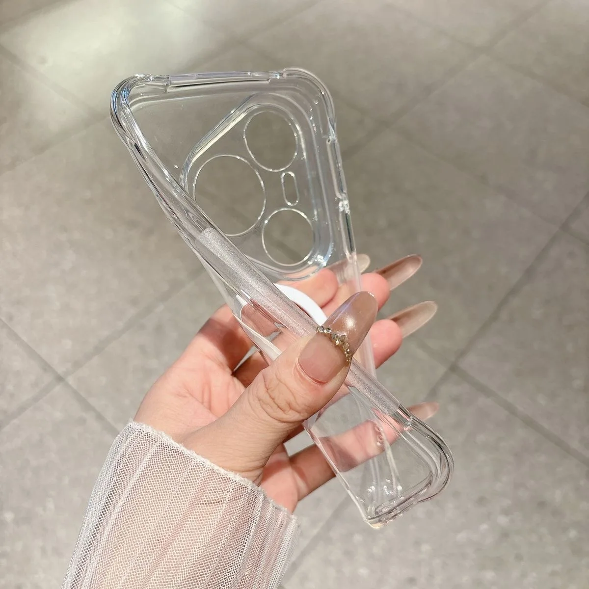 Reinforced Corners Shockproof Clear Case with MagSafe-Compatible Wireless Charging