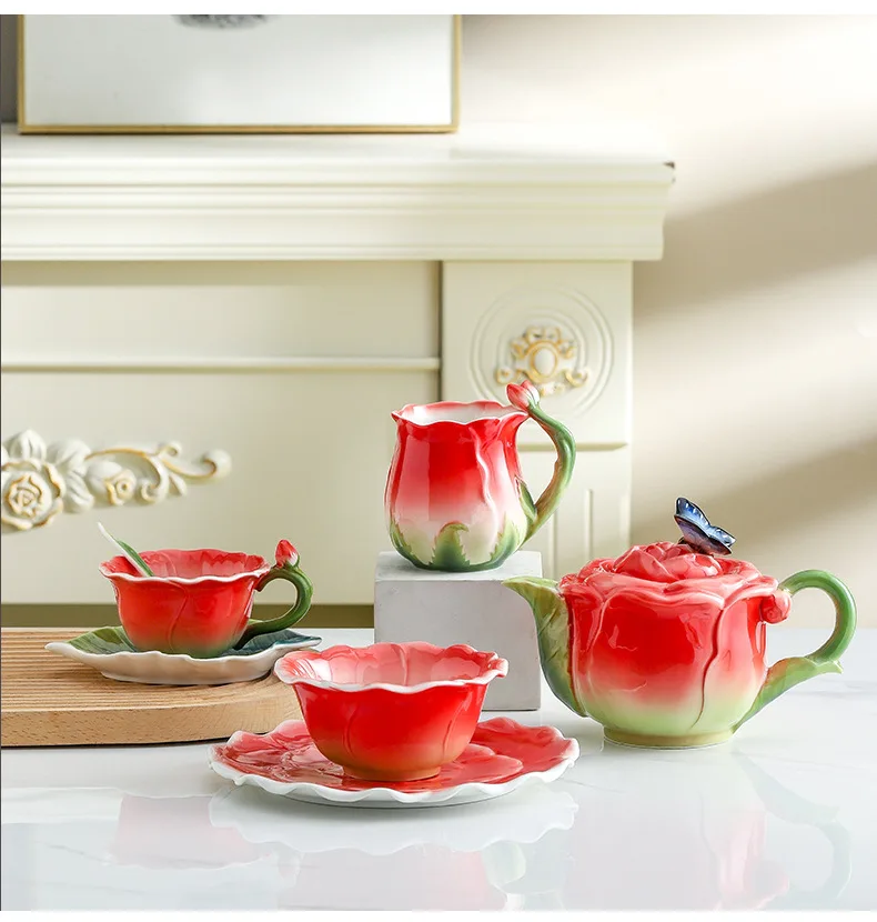 Service à thé en porcelaine en forme de fleur simulée, tasse en céramique  rose, théière pétale, tasse à bourgeon papillon, ensemble de tasses  standard pour le café - AliExpress