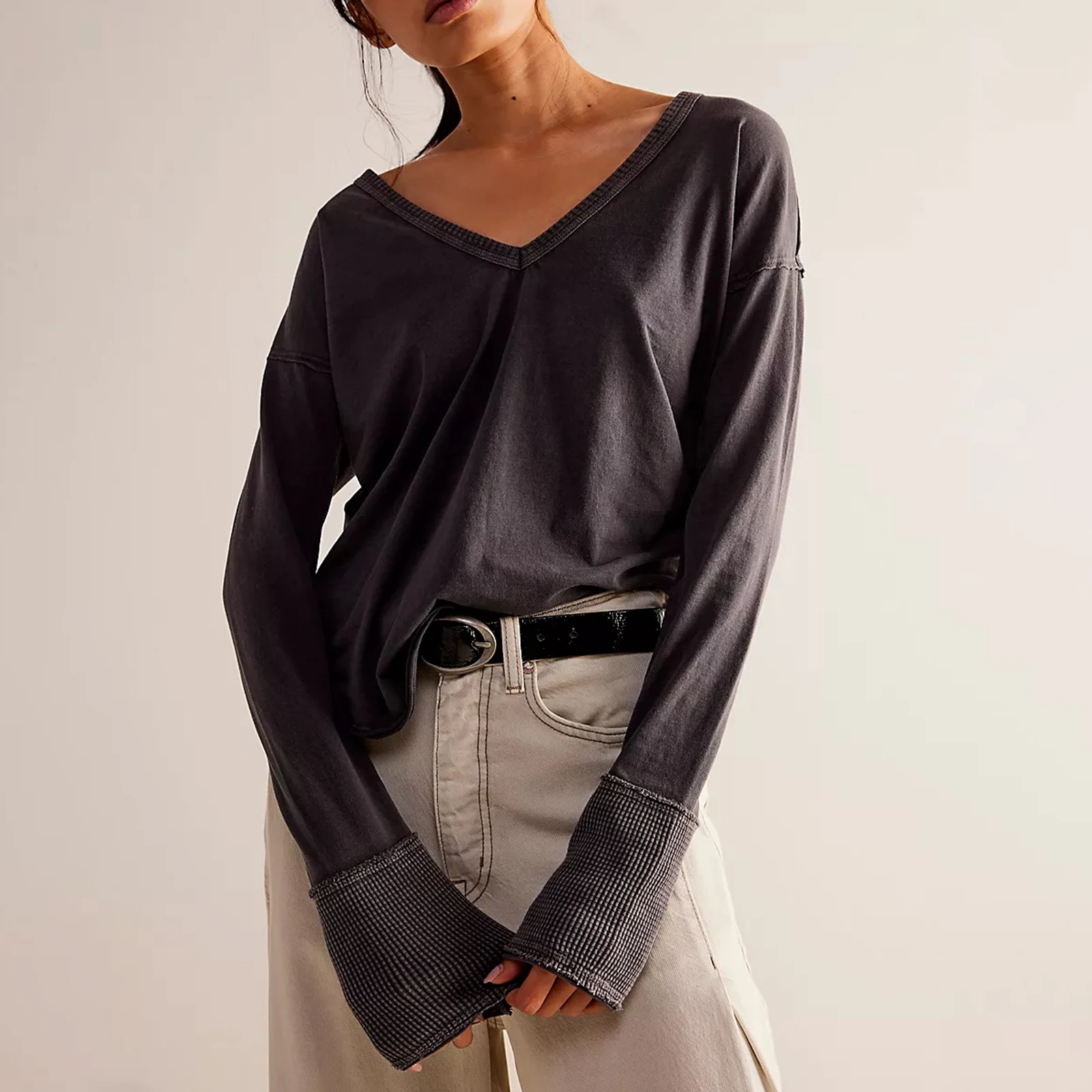 

Women’s Long Sleeve Basic T-Shirts Fashion V Neck Solid Color Loose Fit Casual Tops Streetwear