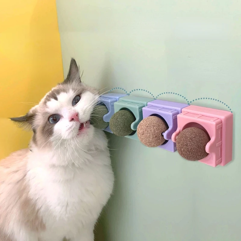 

360 Rotation Cat Chewing Toy Natural Catnip Pet Chewing Grinding Teeth Interactive Edible Toy Treating Cleaning Pets Accessories
