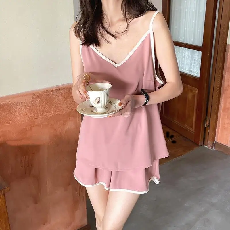 Solid Pajamas Suit Thin Ice Silk Sleepwear Two Piece Set of V-Neck Spaghetti Strap Top and Shorts Leisure Home Clothes for Women