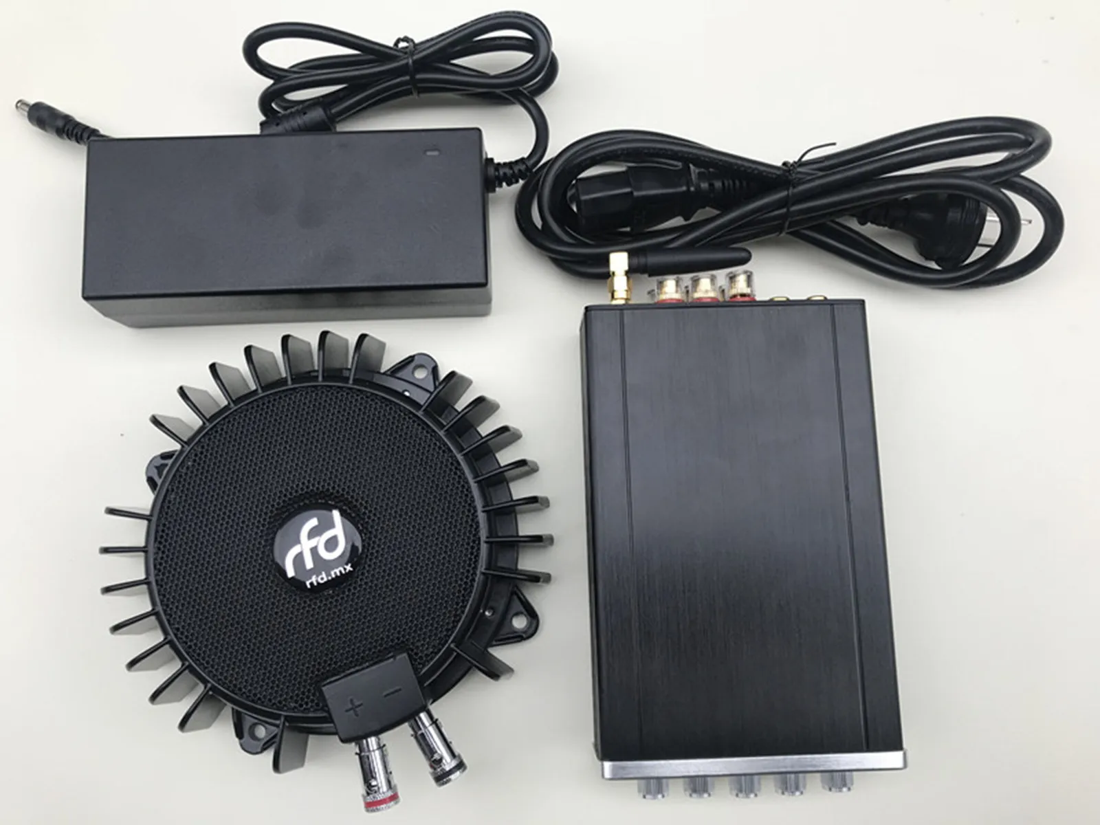 Logitech-Thrustmaster-simulator-racing-seat-vibration-system-VR-game ...