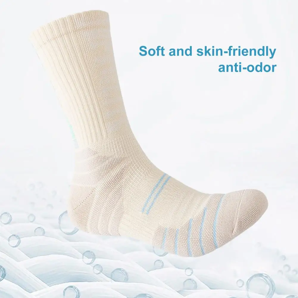 

Foot Protector Breathable Outdoor Sport Cycling Hiking Running Socks for Unisex Adults