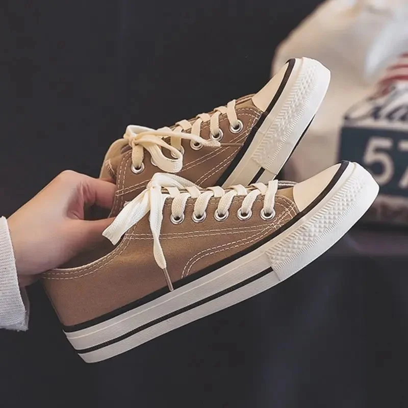 1970s low-cut-milk tea color