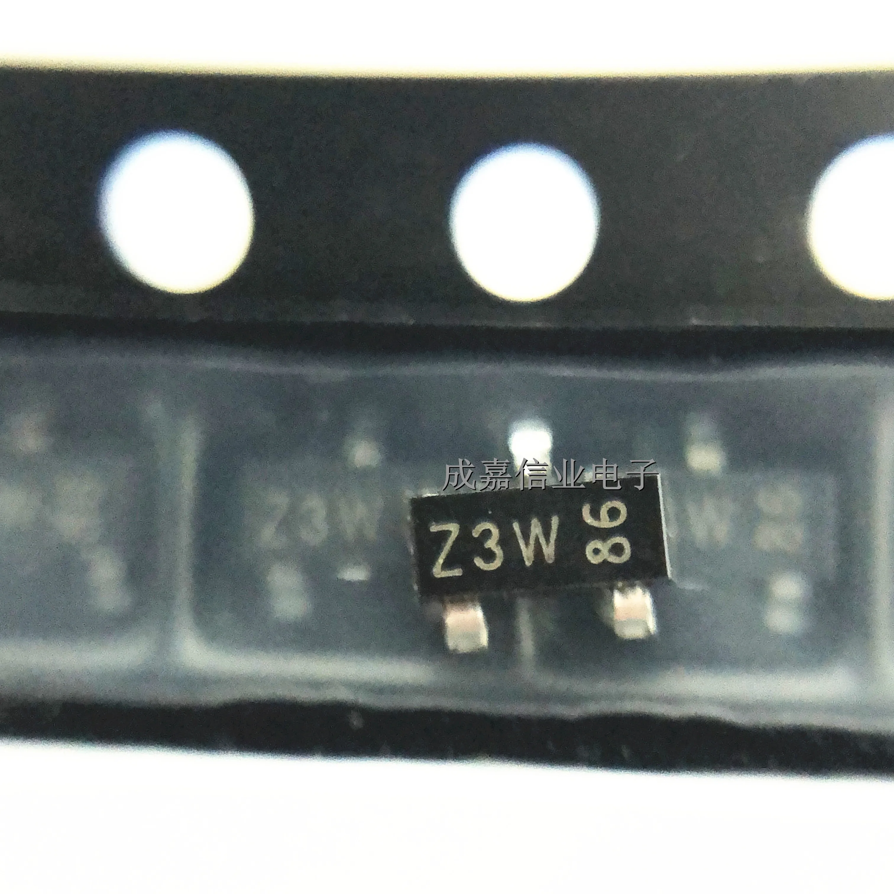 

100pcs/Lot BZX84-C5V6 SOT-23-3 MARKING;Z3W Diode Zener Single 5.6V 5% 250mW 3-Pin Operating Temperature:- 65 C-+ 150 C