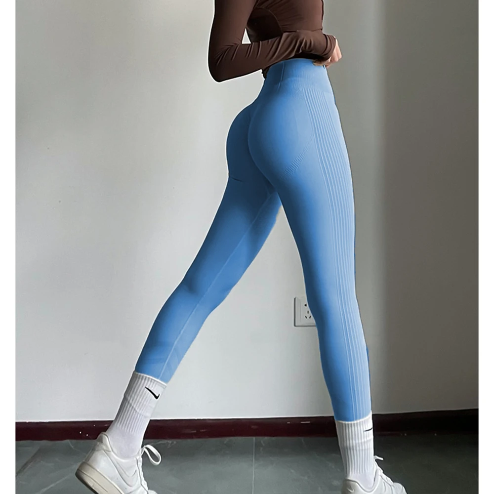 سراويل يوجا بدون خياطة للسيدات في صالة الألعاب الر...