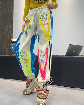 Graffiti Print Sweatpants 2