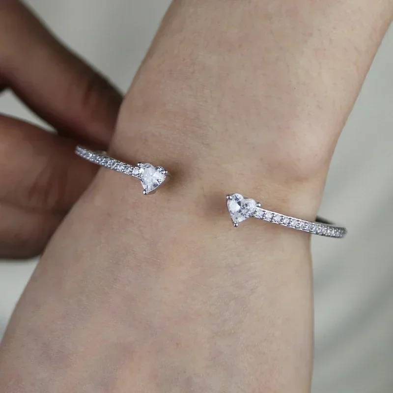 2025 New Iced Out Bling Cubic Zirconia Open Adjusted Charm Bracelet Valentine's Day CZ Heart Bangle For Women Luxury Jewelry 5