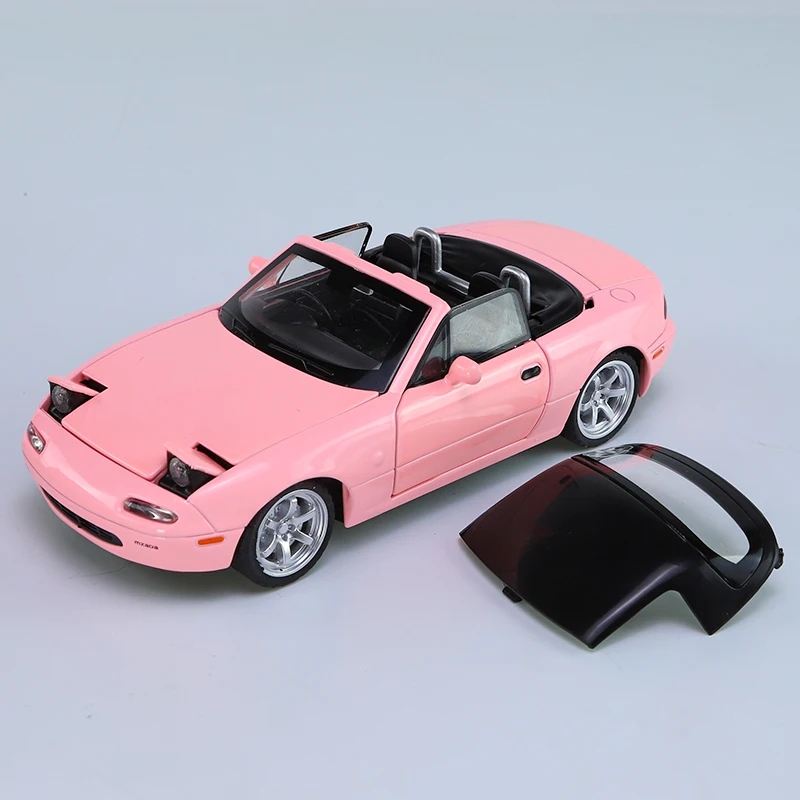 1:32 Mazda MX5 MX-5 Mazda RX7 합금 다이 캐스팅 장난감 자동차 모델 소리와 빛 뒤로 당겨 어린이 장난감 수집품 생일 선물