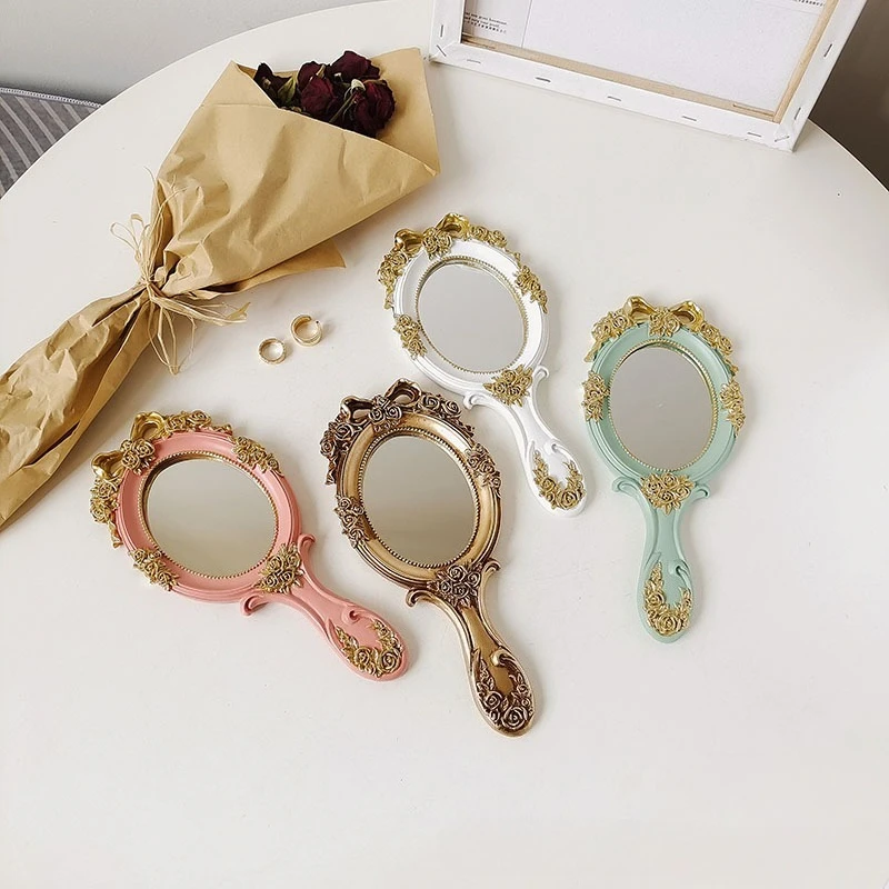 مرآة روز محمولة باليد عتيقة - مرآة مكياج بيضاوية محمولة بتصميم زهور منقوشة، مرآة لمستحضرات التجميل للسفر للنساء والفتيات