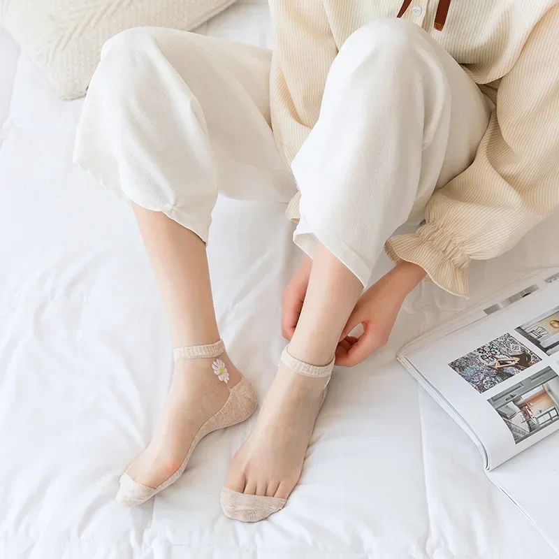 5Pairs Summer Woman Silk Socks Ankle Lace Ultra-thin Girl’s Transparent Glass Fiber Fashion Daisy Flower Harajuku Cute Style New