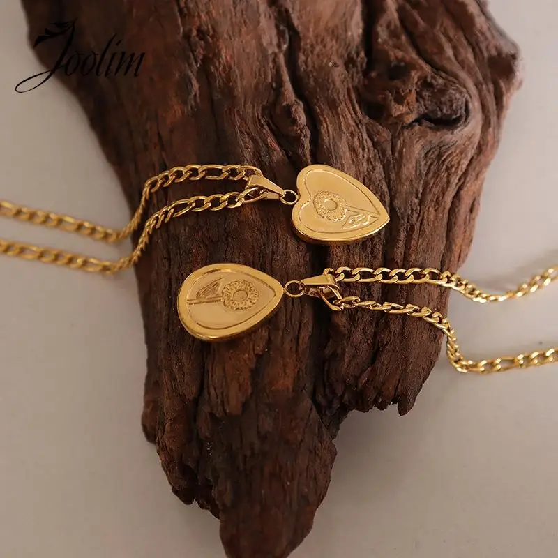 

Joolim Jewelry Wholesale High End PVD Non Tarnish Korean Fashion Relief Heart Flower Pendant Stainless Steel Necklace for Women