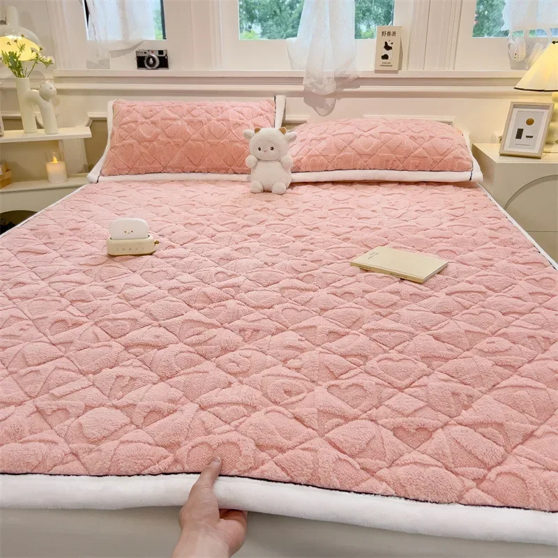 Jacquard Winter Milk Fleece Mattress Soft Cushion Bed Pad
