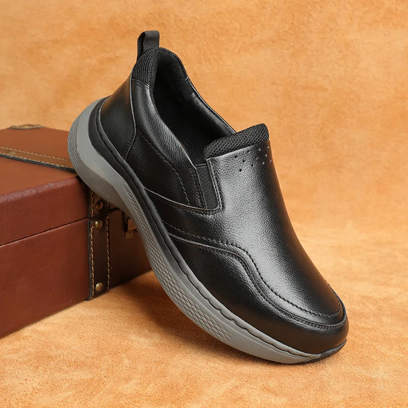 

New Trend Black Men's Genuine Leather Shoes Comfortable Soft Low Top Designer Loafers Luxury Business Casual Shoes 13009