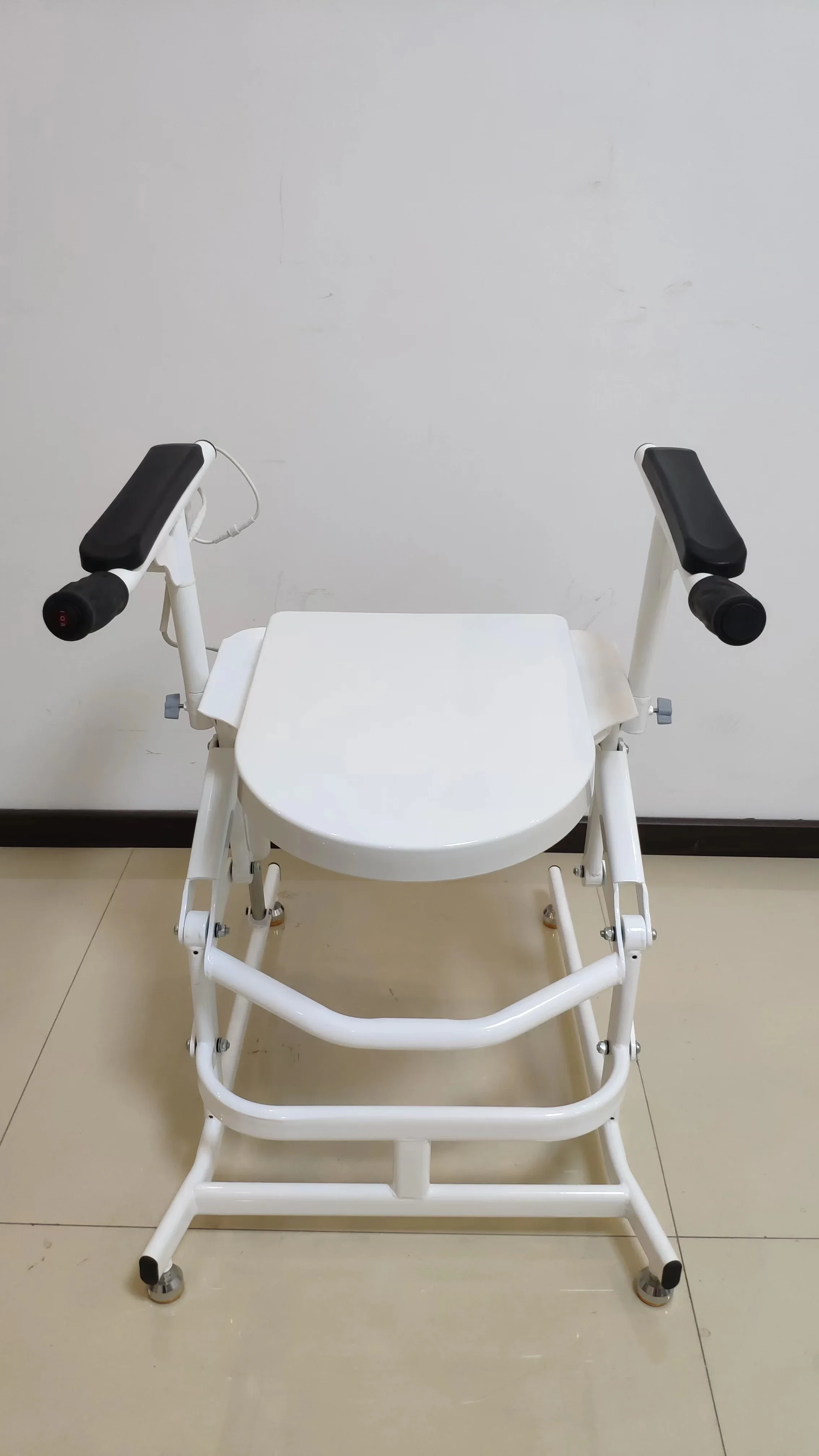 Bathroom Toilet Mobile Portable Commode Chair Commode Potty Toilet Seat 3