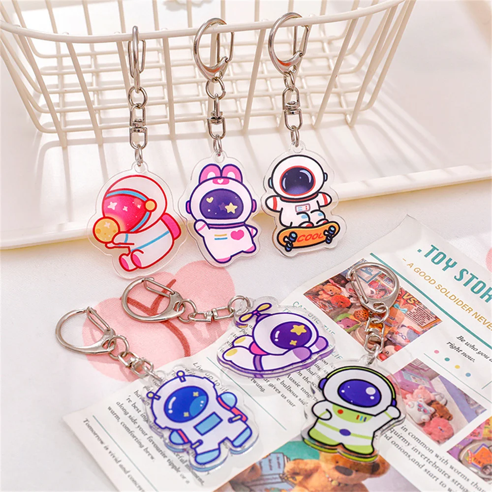 Stylish Astronaut Keychain With Box Perfect Gift For Men And Women, Ideal  For Car Or Bag Adi19a From Emma_fashion, $25.13