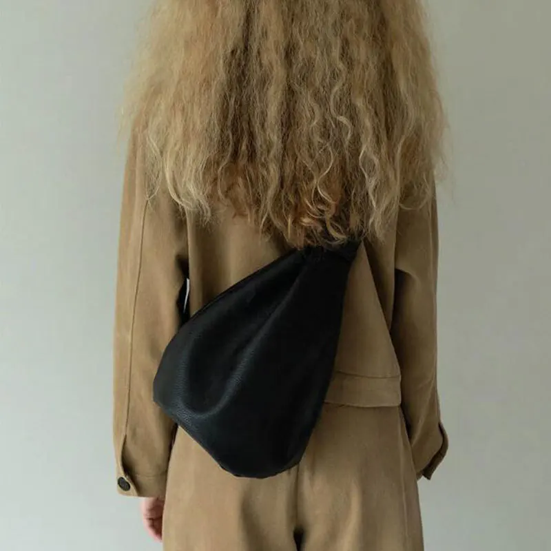 

2022 New Fashion Large Capacity Vintage Chest Bag Literary Shoulder Bag Bucket Bag Office Daily