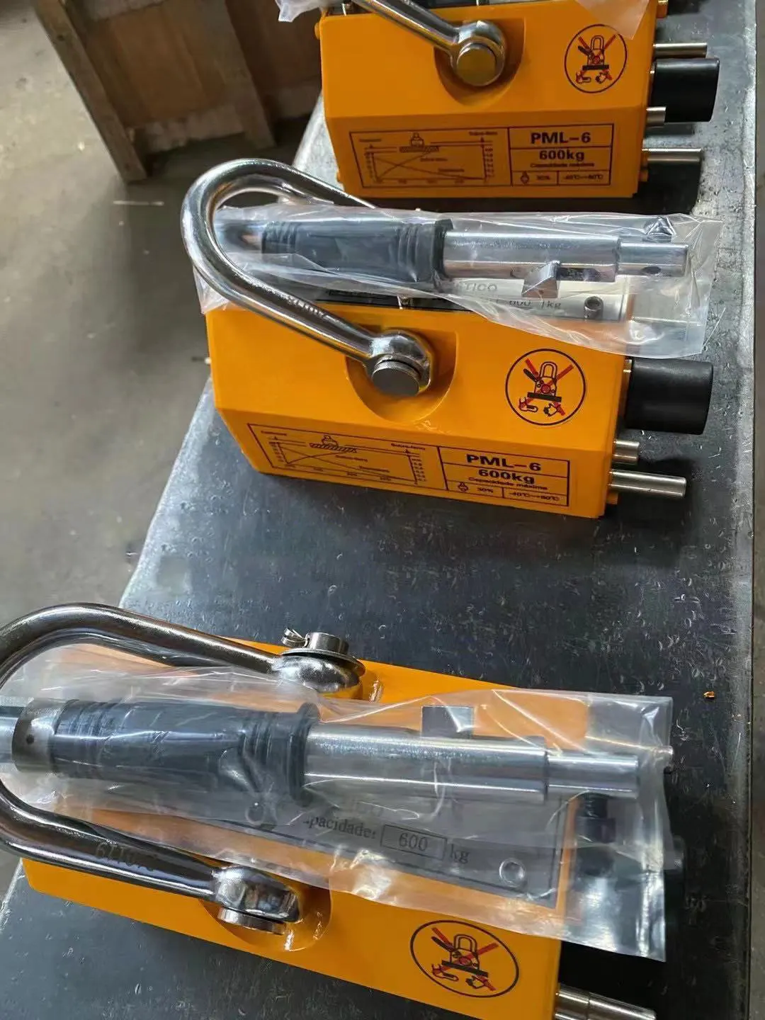 1500KG Steel Plate Permanent Lifter New Manual CE Certified High Capacity