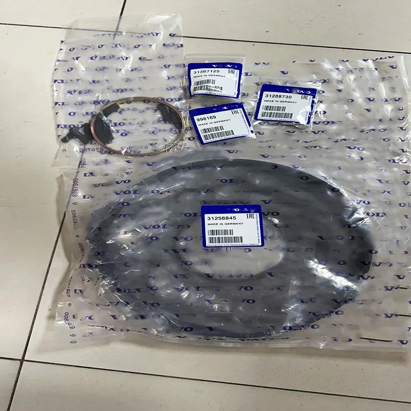 Auto parts 1684808 31256845 31256729 6DCT450 mps6 oil seal transmission front clutch cover For Ford Volvo Mondeo Land Rover