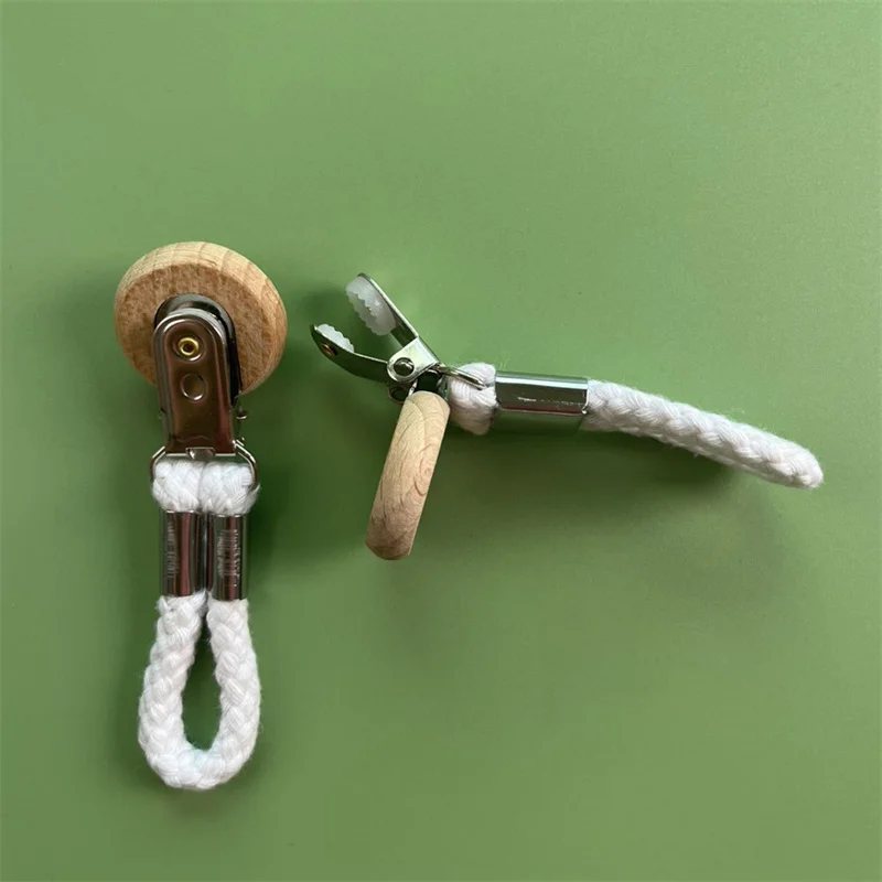 1/2/4/6Pcs Towel Clips Multifunctional Kitchen Storage Hooks Loops Hand Towel Hangers For Home Bathroom Kitchen Storage Rack 3