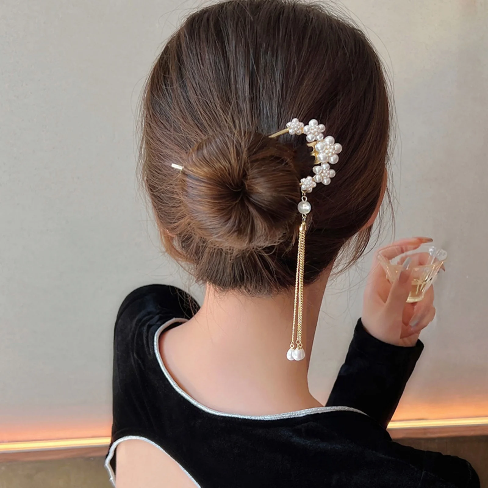 1PC Pearl - Decorated Hair Stick with Tassel, Elegant Hair Accessory for Women, Perfect for Updo Hairstyles