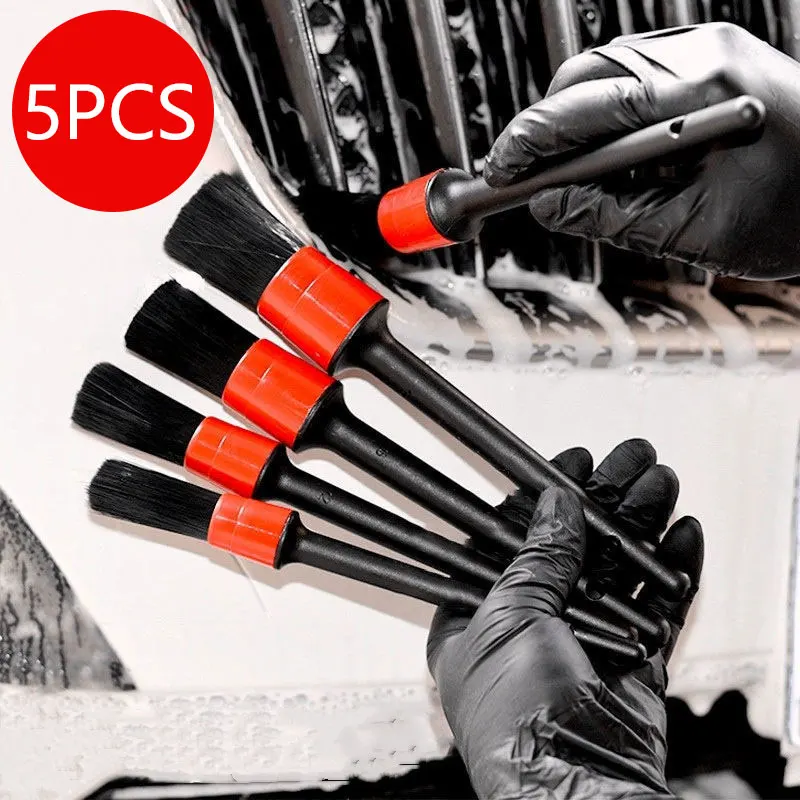 Щетка для мытья деталей автомобиля