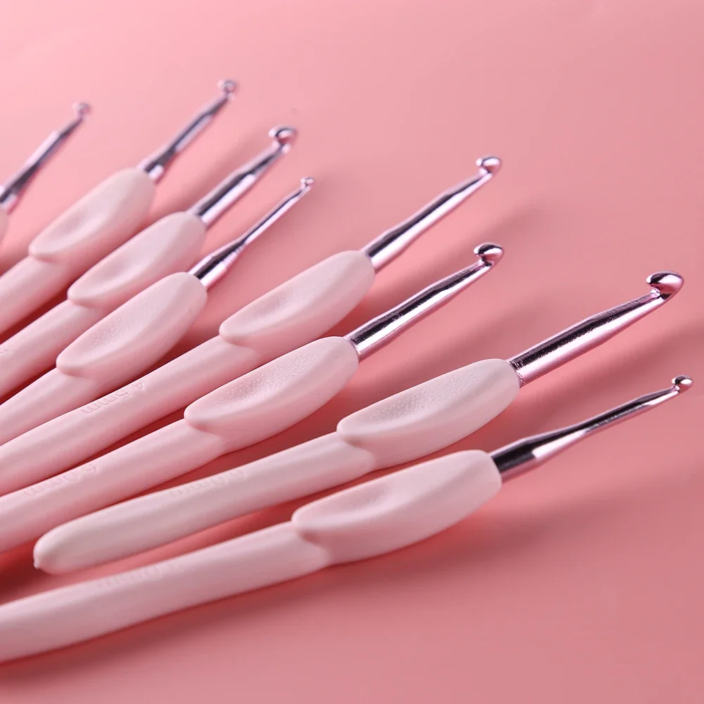 8Pcs/Set Soft Plastic Handle Aluminum Crochet Hooks Knitting Needle Set 1mm-2.75mm Yarn Sweater Weaving Sewing Craft Tools