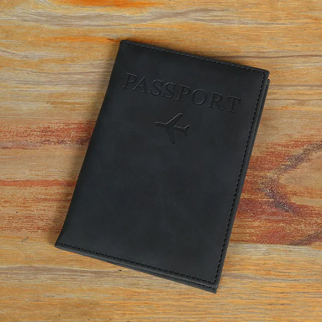 Elegant World Map Passport Holder – Stylish Travel Accessory & Ideal Wedding Gift