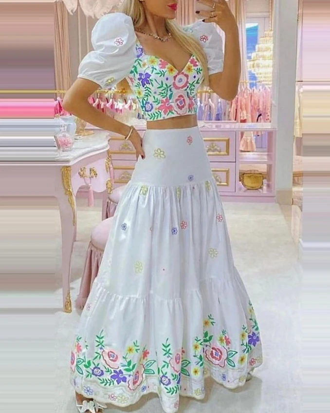 

Bohemia Style Women's Floral Print Puff Sleeve Crop Top & Ruched Skirt Set Summer New Fashion Daily Vacation Women Skirts Outfit