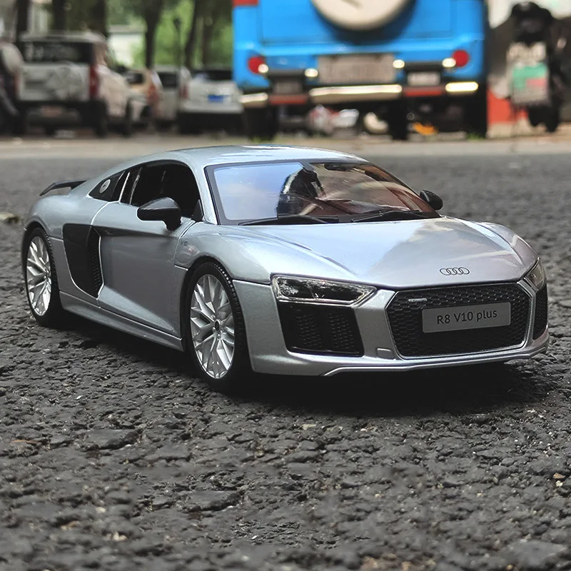 マイスト 1/18 Audi R8 V10 Plus(シルバー)カスタム Original Authorized Authentic 1/18 Scale Audi R8 V10 plus