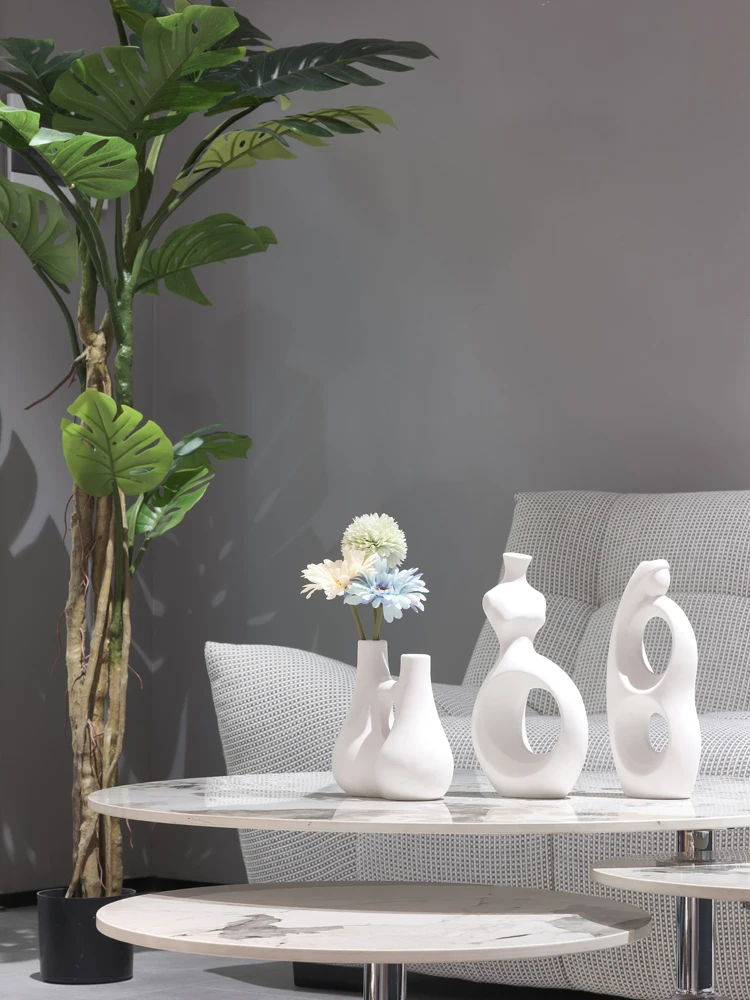 

INS. White Nordic Creative Ceramic Vase, Modern Study Decoration, Dry Flower Living Room, Flower Arrangement, Ornament, and Flow