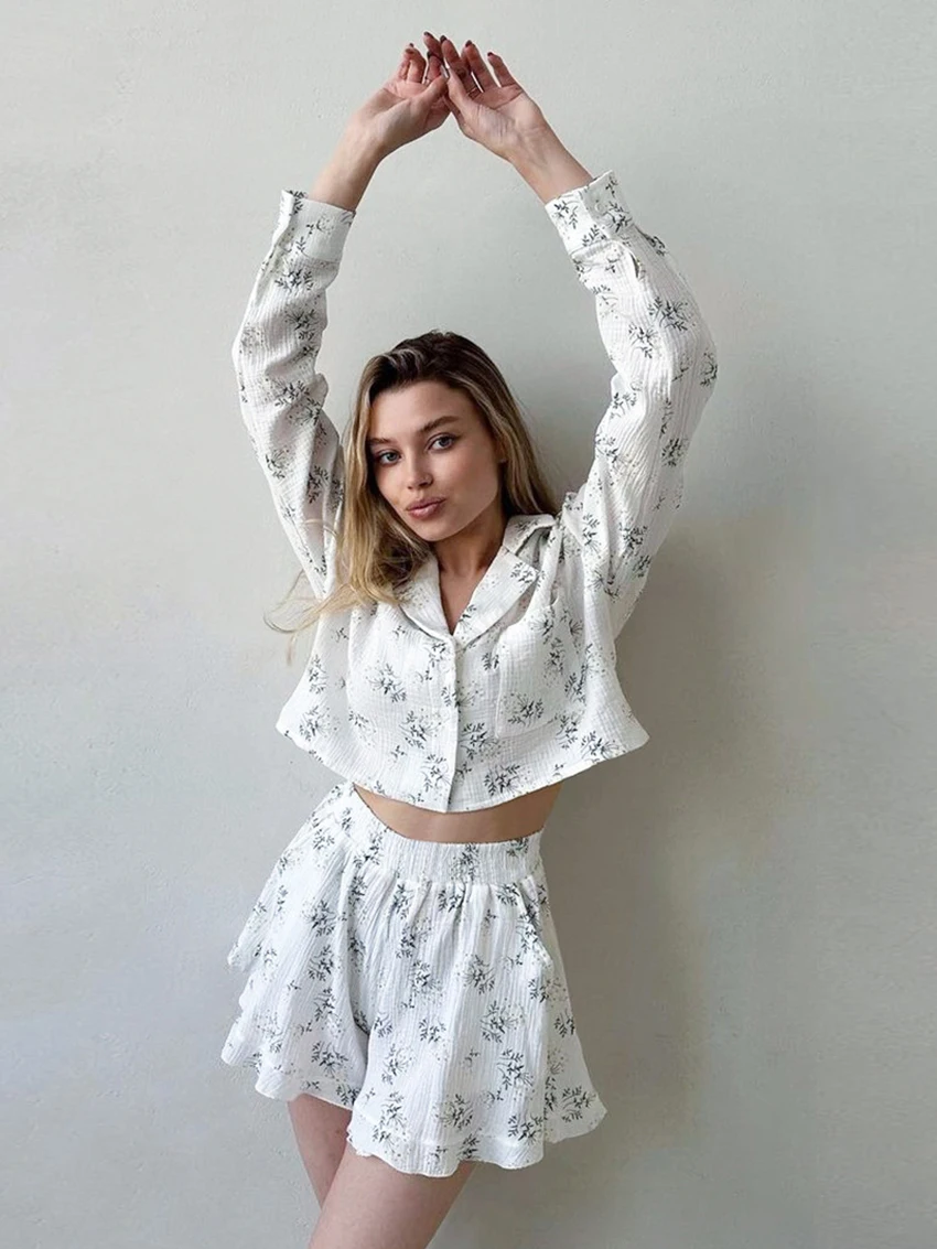 Marthaqiqi Casual Printing Ladies Sleepwear Set Sexy Turn-Down Collar Pajamas Long Sleeve Crop Top Nightwear Shorts Nightie Suit
