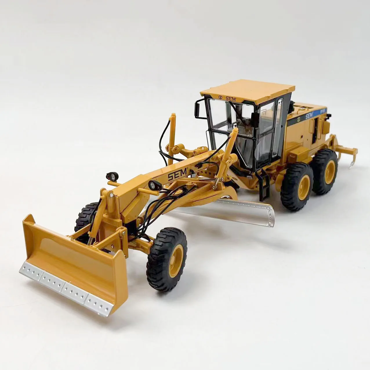 diecast-1-35-scale-sem919-grader-alloy-engineering-vehicle-model-construction-machinery-toy-collection-souvenir-ornament-display