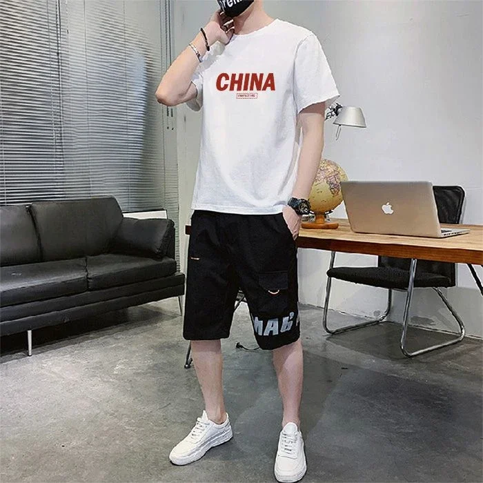 thumbnail image 1 of Conjunto de dos piezas para hombre, para correr, con letras, para trotar, color blanco, camisetas Kpop, pantalones cortos, trajes para hombre, ropa de verano, moda 2024, 1 of 5