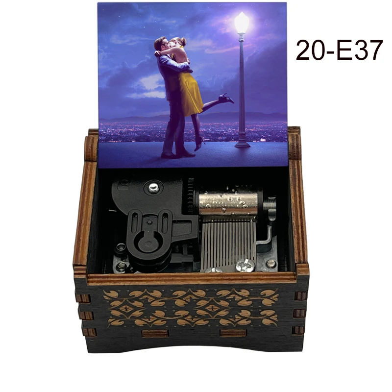 Couple Lucky Mascot La La Land Wooden Music Box Automatic Knob Movement Gifts for Lovers Bedroom Study Decorative Ornaments