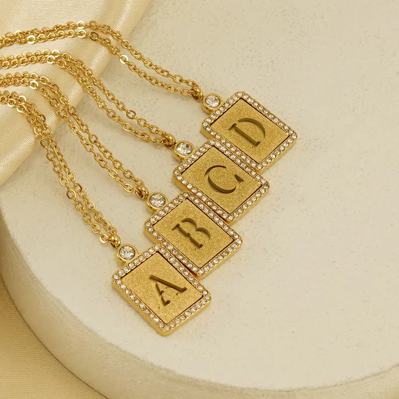 

Initial Necklace A to Z Letter Pendant Chain Wife Girlfriend Birthday Commemorative Christmas Mother Gift 18K