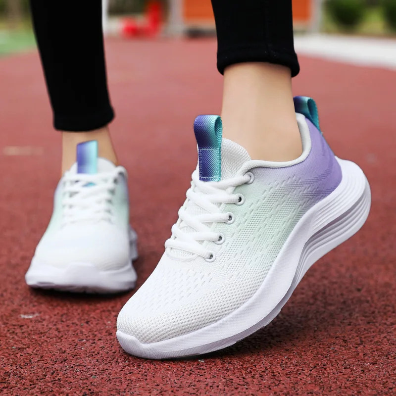 

Женские кроссовки для бега, легкие кроссовки для фитнеса и ходьбы, для улицы, удобная обувь для бега, большой размер 41, 2024