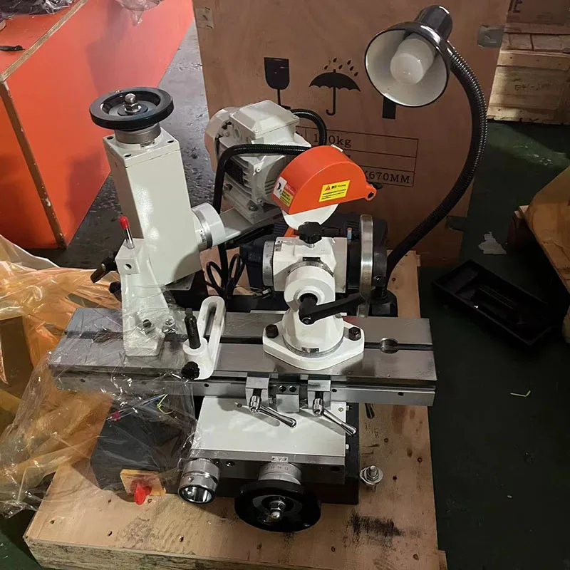 Universal Tool Grinder New Universal Tool Grinding Machine with Workbench Area 130*600mm 5
