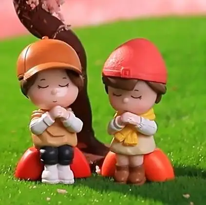 Romantic Miniature Couple Figurines for Wedding Decor and Valentine's Day Gift