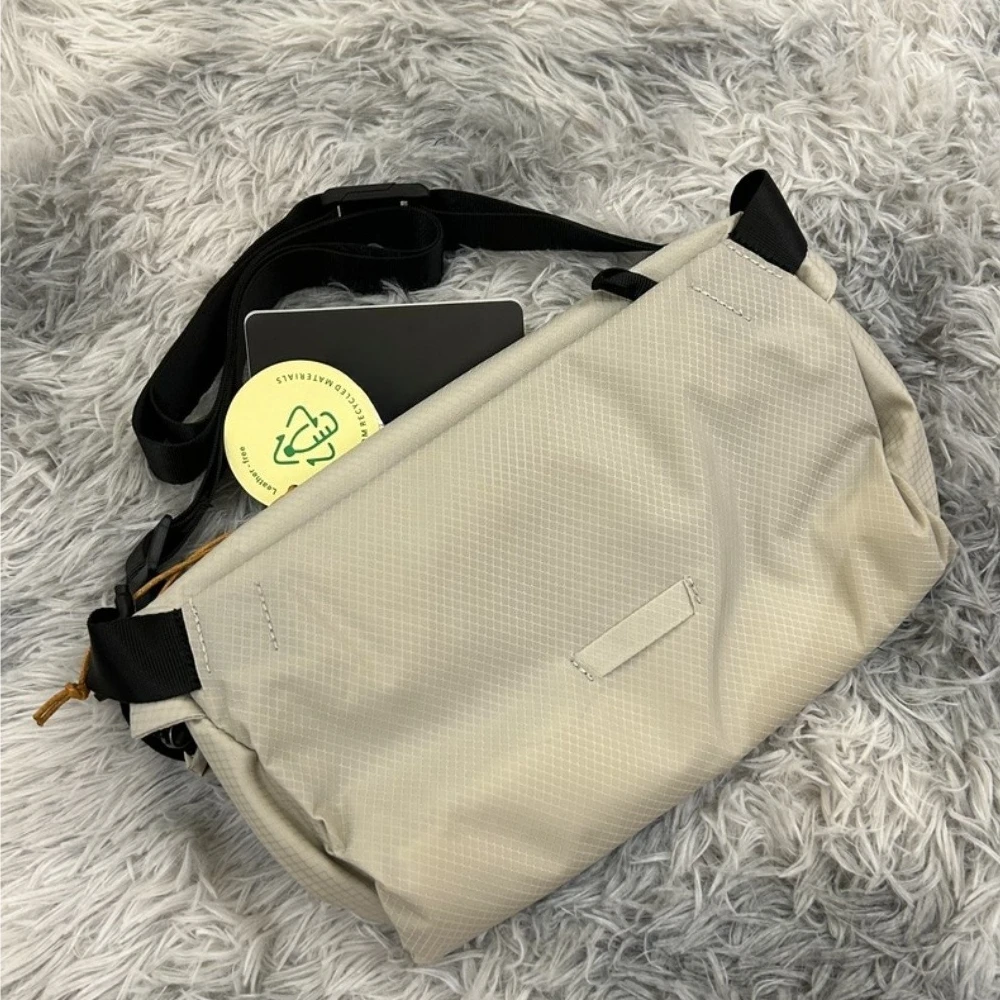 Sac bandoulière magnétique de luxe Lite Sling 4L/7L, unisexe, fonctionnel, pour activités de plein air, EDC, streetwear, cyclisme et fitness. 1
