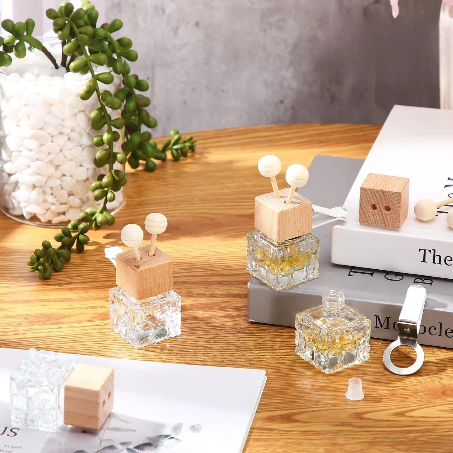 Diffuseur Voiture Clip Ventilation Aromathérapie - Bouteille Verre Huiles Essentielles Sans Parfum