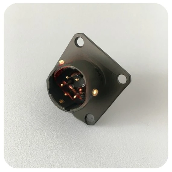

62GB-12E10-06PN brand new genuine AMPHENOL