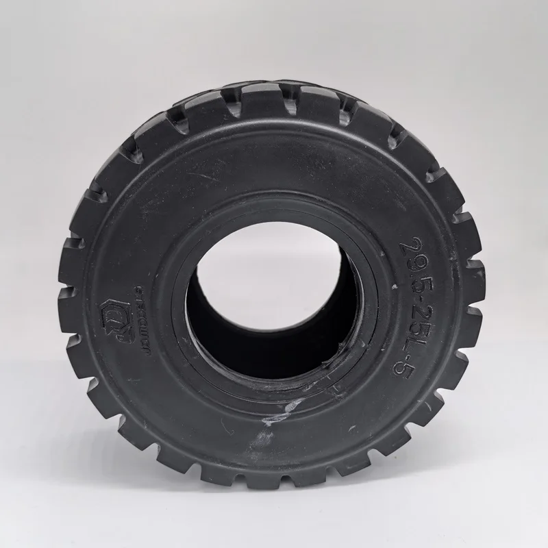 Pneu RC JDM-82 137mm en caoutchouc robuste, monté sur chariot élévateur