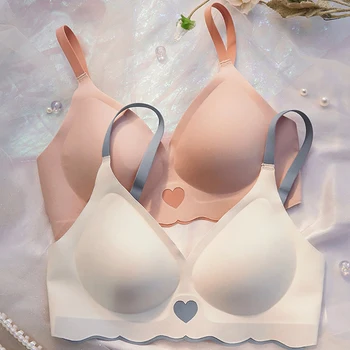 Women Fashionable Comfortable Seamless No Trace One-Piece Bra Push-Up and Sag Resistance Daily Versatile Underwear 1